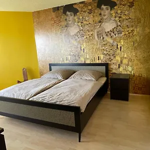 https://zentrale-grozgige-penthouse-whg-am-stadtpark-in-15-min.nuremberg-hotels.org